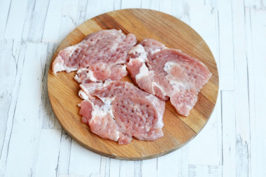 Мясо по французски из свинины с помидорами